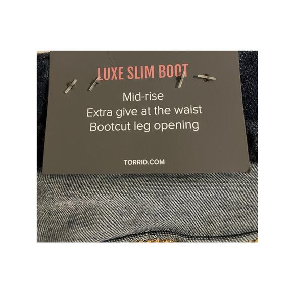 NWT Torrid Luxe Slim Boot Mid-Rise Jeans, Size 10T - Picture 5 of 10